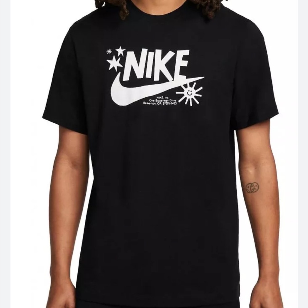 NIKE SPORTSWEAR "Smiley Face Statement Tee" MENS BLACK T-SHIRT Large